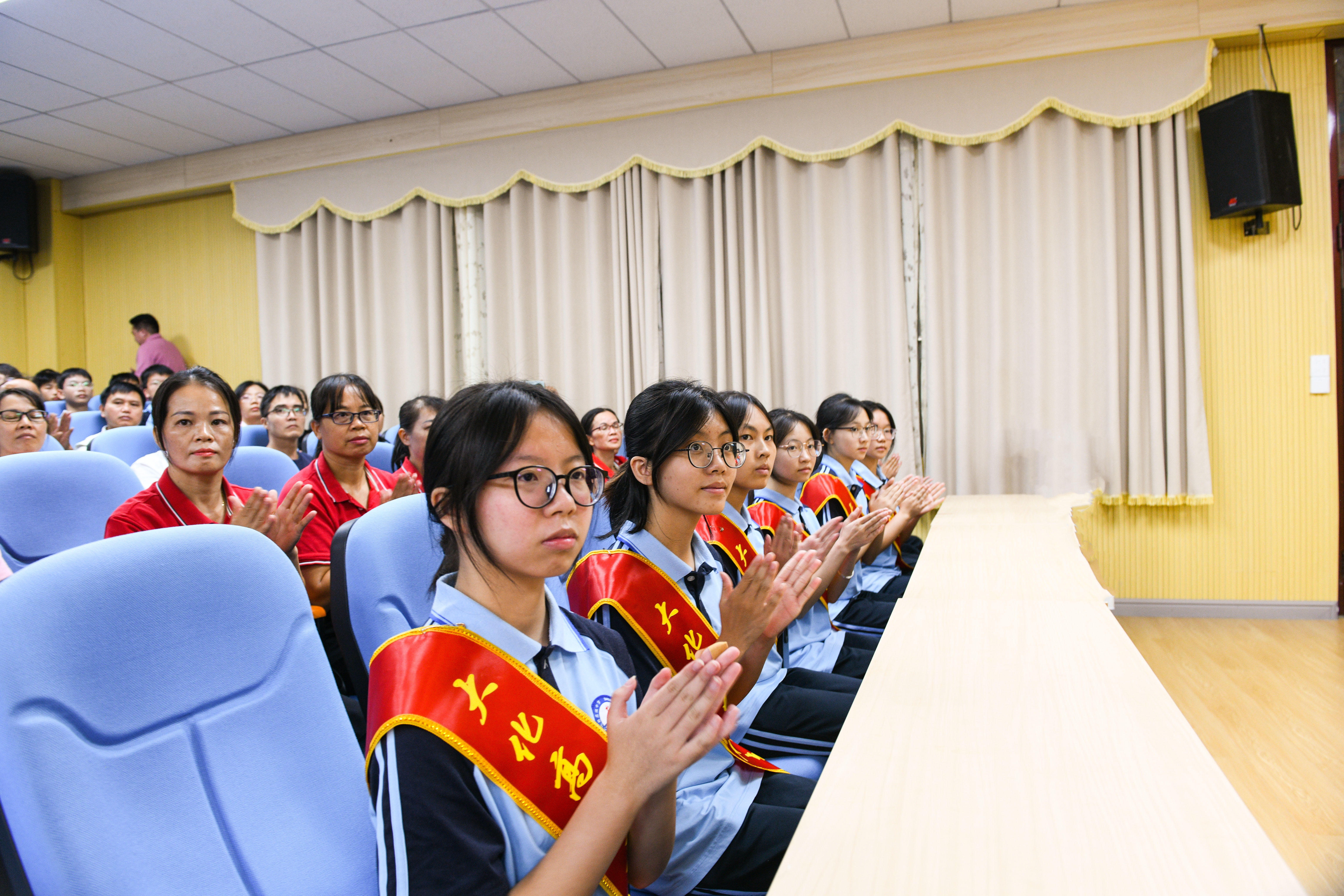 1727243230789096071.jpg 2、2024中國大唐筑夢“三金”發放現場--李陽攝.jpg