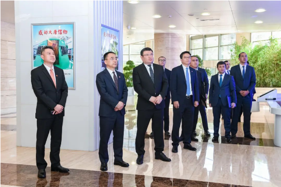 1697532265791038364.png 3.png